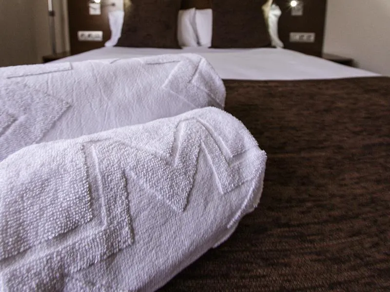 Apartamentos Turisticos Madanis L'Hospitalet de Llobregat