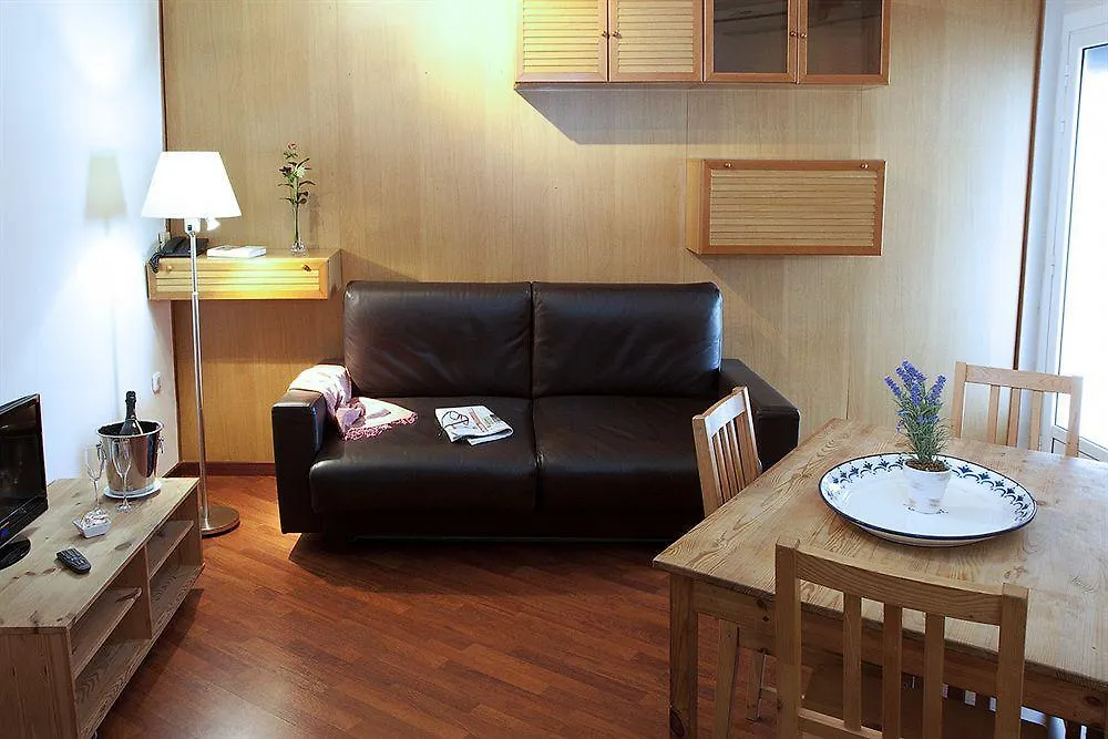 Apartamentos Turisticos Madanis L'Hospitalet de Llobregat Apartment