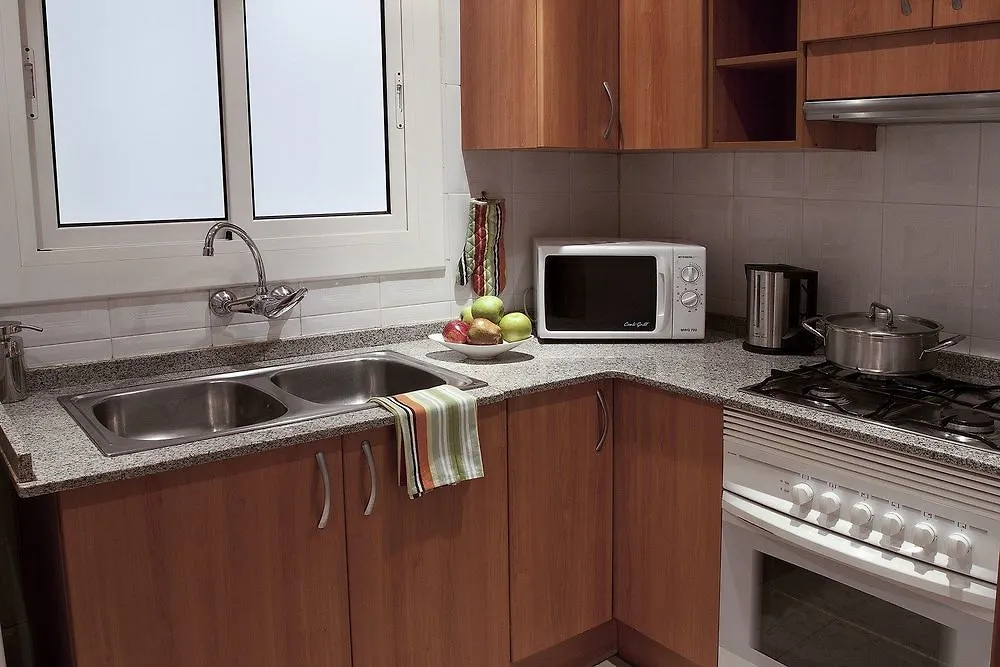 Apartamentos Turisticos Madanis L'Hospitalet de Llobregat Apartment