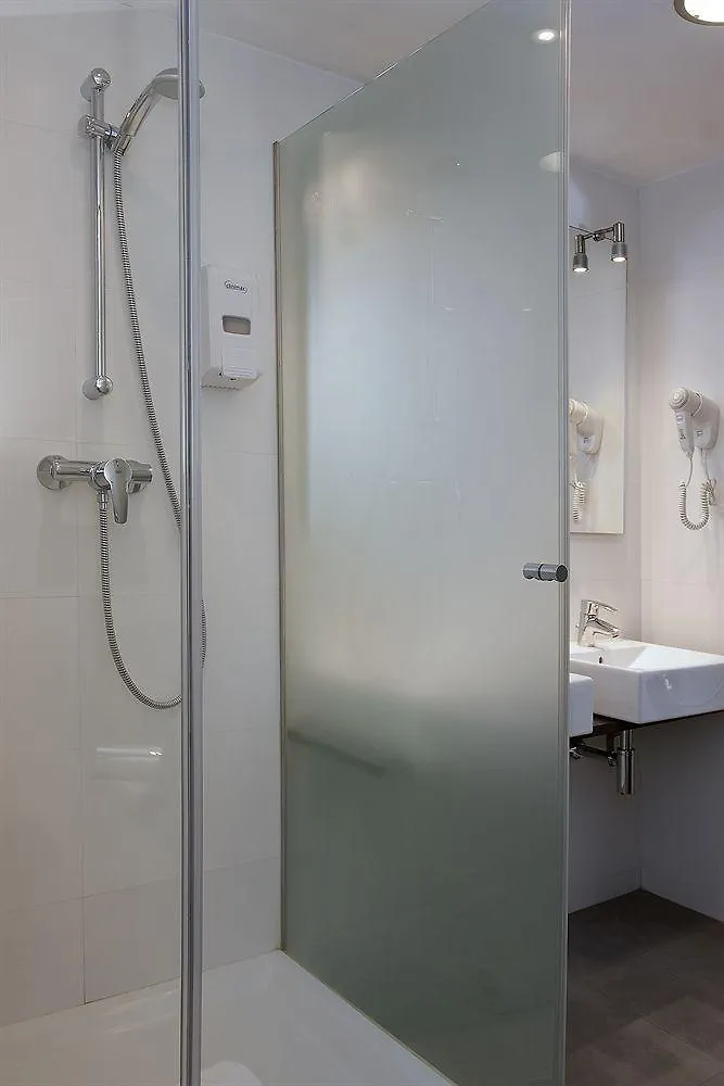 Apartamentos Turisticos Madanis Οσπιταλέτ ντε Λιοβρεγάτ 0*,  Ισπανία