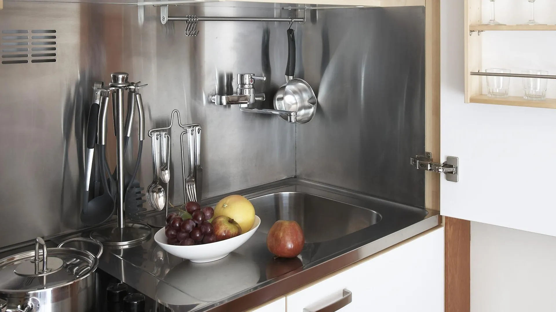 Apartamentos Turisticos Madanis L'Hospitalet de Llobregat