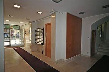 Apartamentos Turisticos Madanis L'Hospitalet de Llobregat 0*,  Spain